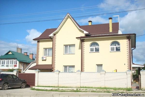 Продам свой дом в Киеве на Осокорках, срочно.